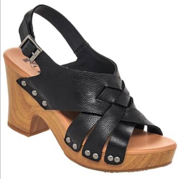 Kork-Ease Shoes - KORKS
Berengo Leather Block Heel Sandal NEW